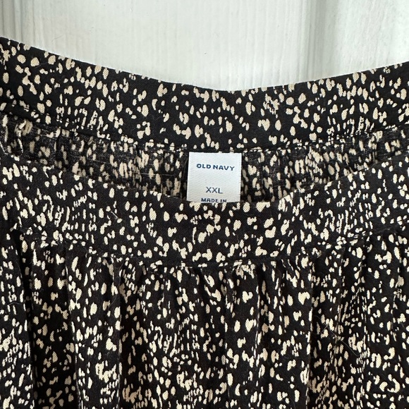 XXL Black and Cream Blouse - Picture 3 of 4